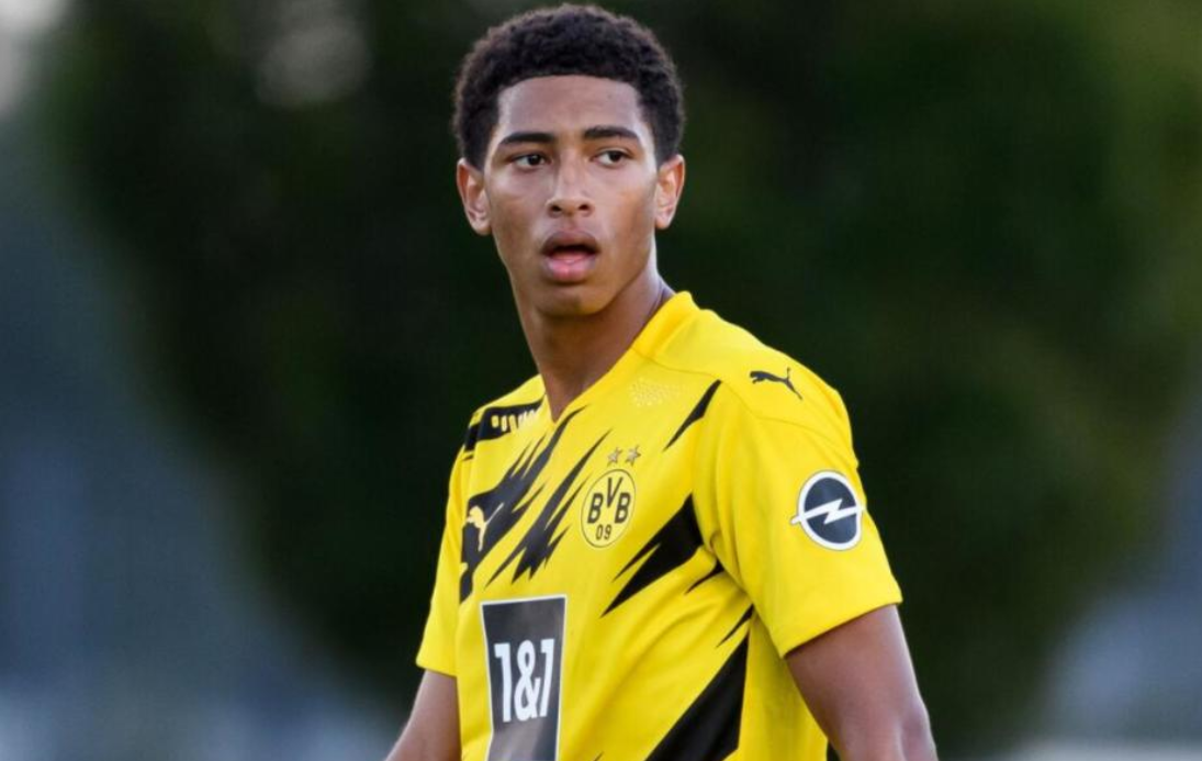 中超末轮前瞻：上海双雄冲击冠军，海牛、梅州争保级最后席位（中超收官战前瞻：上海双雄冲冠，海牛与梅州抢保级最后名额）