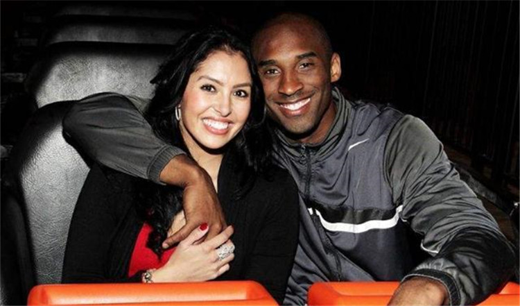 和黄潜方面起冲突，阿德耶米：我认为双方有互相挑衅的行为（与黄潜爆发冲突，阿德耶米：双方都有挑衅行为）