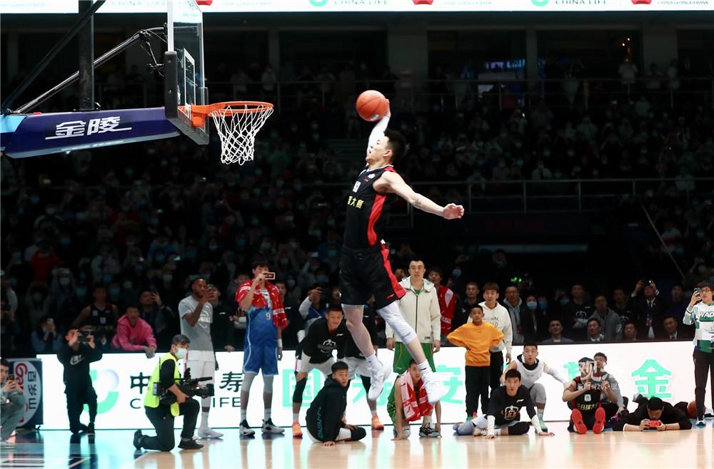 穆里尔：我渴望回到意大利，不知道未来会发生什么（穆里尔：期盼重返意大利，前路未卜）