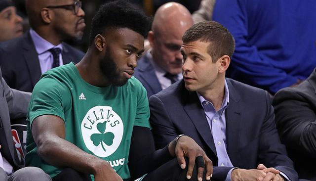 小卡里克曼联U18演首秀！曾搭档鲁尼长子，青训已有四大名宿之后（卡里克之子完成曼联U18处子秀！曾与鲁尼长子同队，红魔青训已汇聚四位名宿后代）