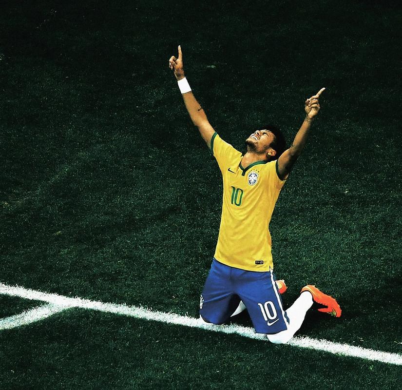 李金羽：愿铁人在中超给人留下深刻印象，来年困难大于一切（李金羽：盼铁人在中超打出深刻存在感，明年挑战更为艰巨）